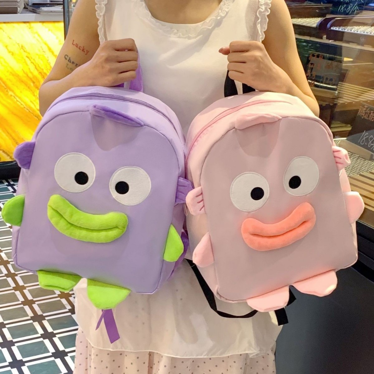 Fashionable nylon quirky casual cute cartoon children's ugly fish backpack, Korean version lightweight female student backpack, trendy and cool
