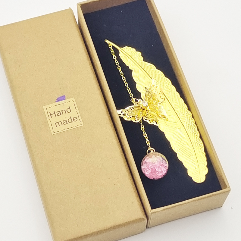 Golden Pink Diamond White Flower (sin caja de regalo)