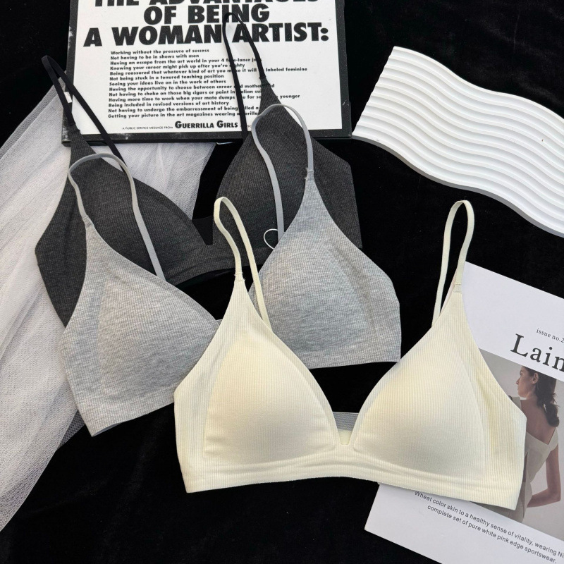 French Deep V Triangle Cup Intimates for Girls Without Rims 2025 Hot Style Beautiful Back Seamless Push-Up Summer Thin Bra