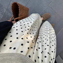 �ı���С����ֱͲ��ϵ���c����ѝŮС���OӋ�����eѝ