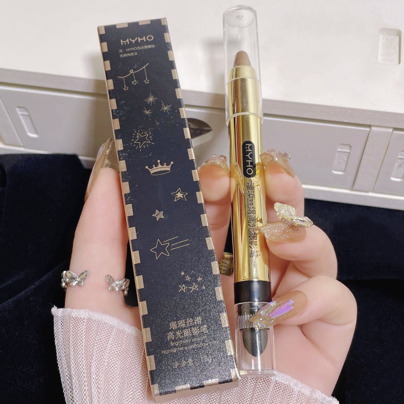 Un toque de lápiz de sombra de ojos perezoso que da forma al gusano de seda acostado de alto brillo, barra de sombra de ojos de doble cabeza, imprescindible para el maquillaje de ojos impermeable para principiantes