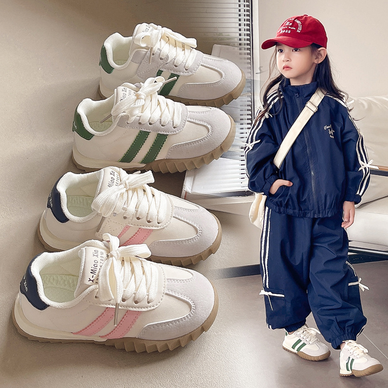 Zapatos para niñas, zapatos deportivos, modelos de otoño 2025, nuevos zapatos de deporte ligeros casuales para niños, zapatos de Forrest para niñas, primavera y otoño