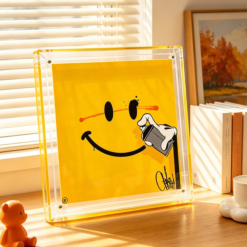 Trendy Cute Smiling Face Hanging Painting, Sideboard Decoration Painting, Living Room Bedroom Desktop Ornament, Acrylic Photo Frame Display Painting