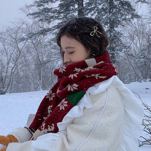 Christmas elk large scarf for women in autumn and winter, versatile and cute, girly heart-length knitted woolen scarf to keep warm in winter