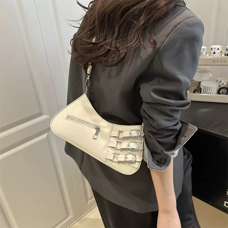 休闲个性小众时尚潮流法棍包2025春夏洋气新款质感女士单肩斜挎包