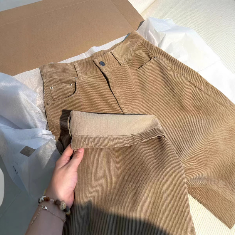 Highly Recommended~ Perfect Pants for Pear-Shaped Body~ Khaki Retro Corduroy Pants, Straight-Leg, Slimming, Hip-Covering Pants for Autumn