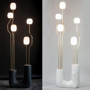 Designer living room floor lamp post-modern simple study model room villa exhibition hall light luxury fashion glass lamp