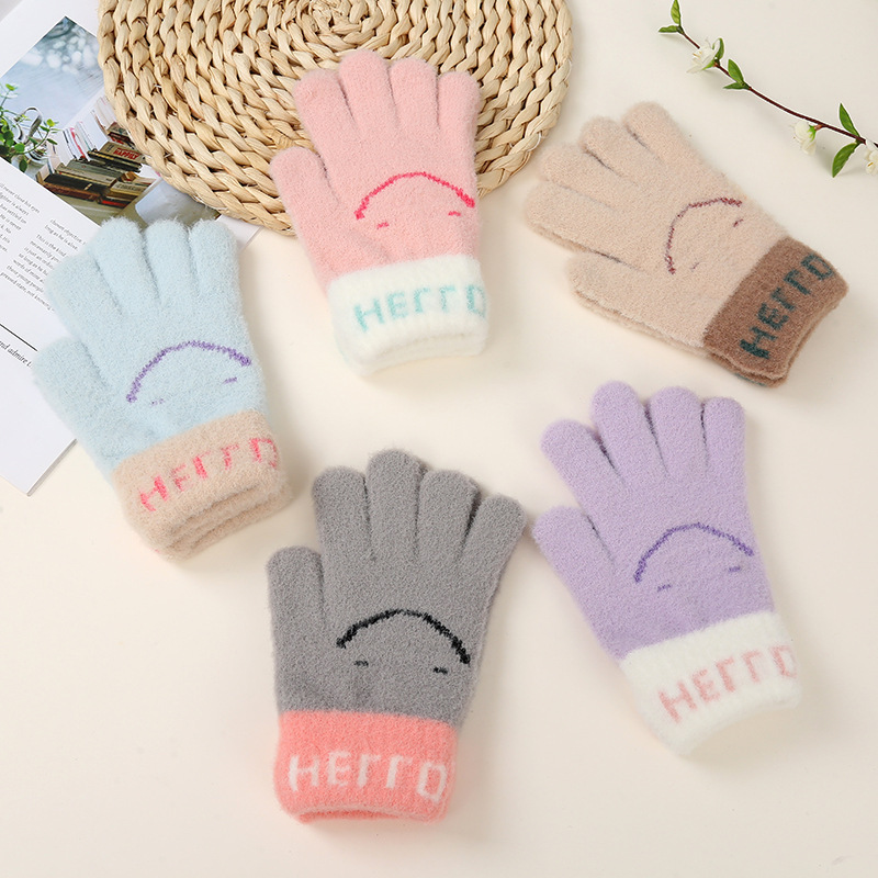 knitted gloves