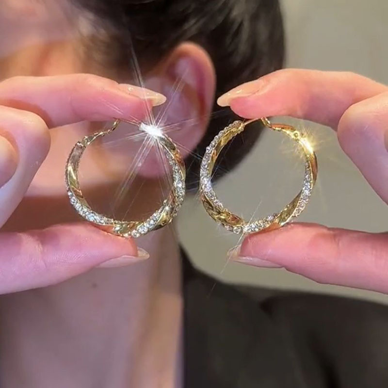 Diamond Studded Twisted Hoop Drop Earrings For Women Elegant_voghion.com