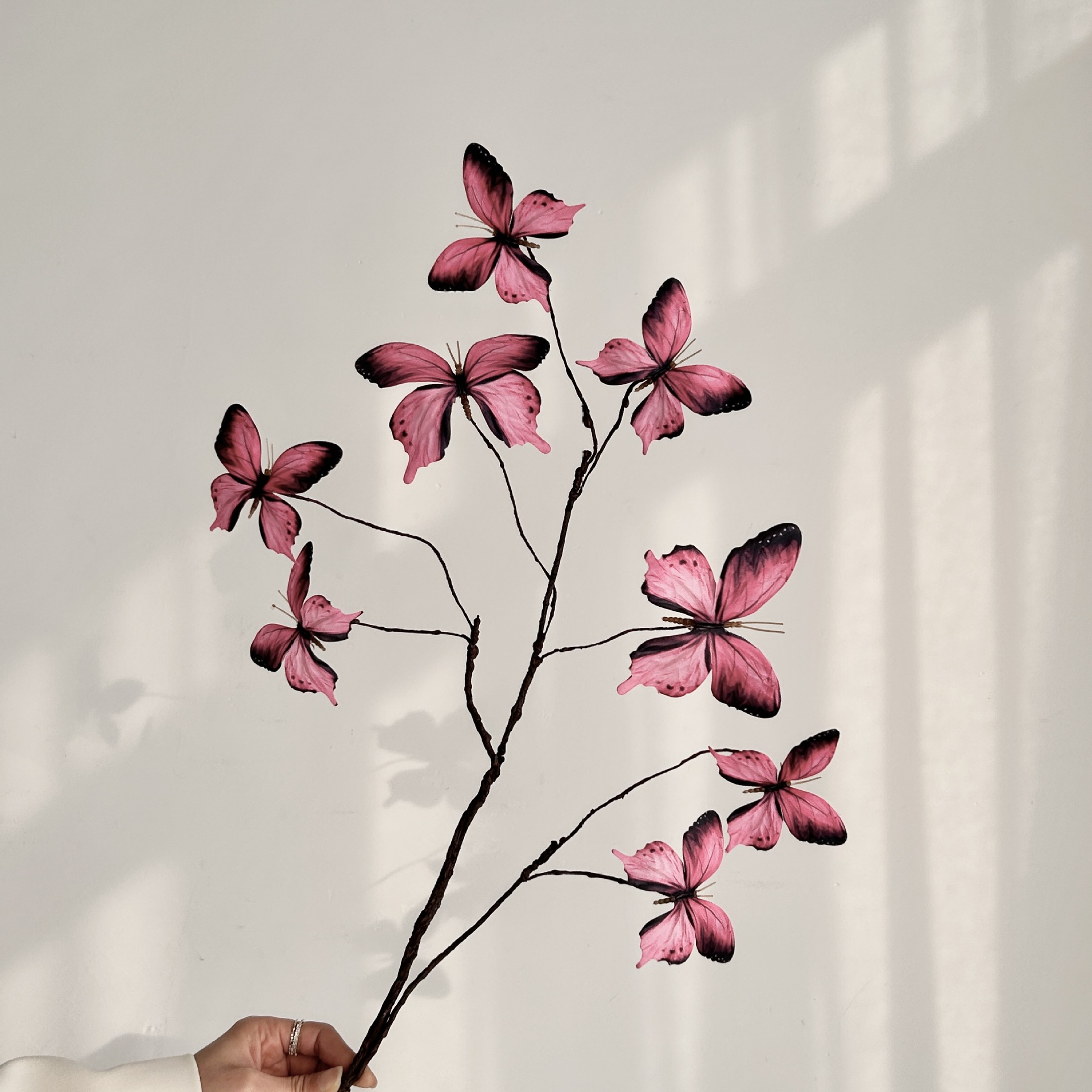 Jardín de Monet mariposas de ramas secas flores de simulación de libros rojos ventanas creativas decoraciones de flores para el hogar accesorios de fotografía decoración