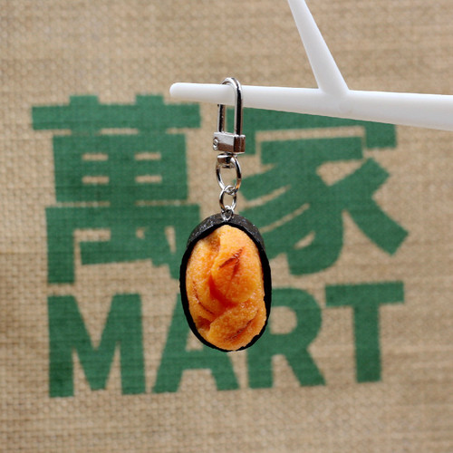 Simulated food Japanese small fish roe sushi keychain Japanese creative bag pendant decoration gift gift