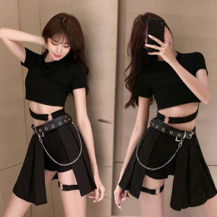 �Ըбĵ�Ů�b���b��¶Ě�������Ů�������L��������ȹ��ʿ���