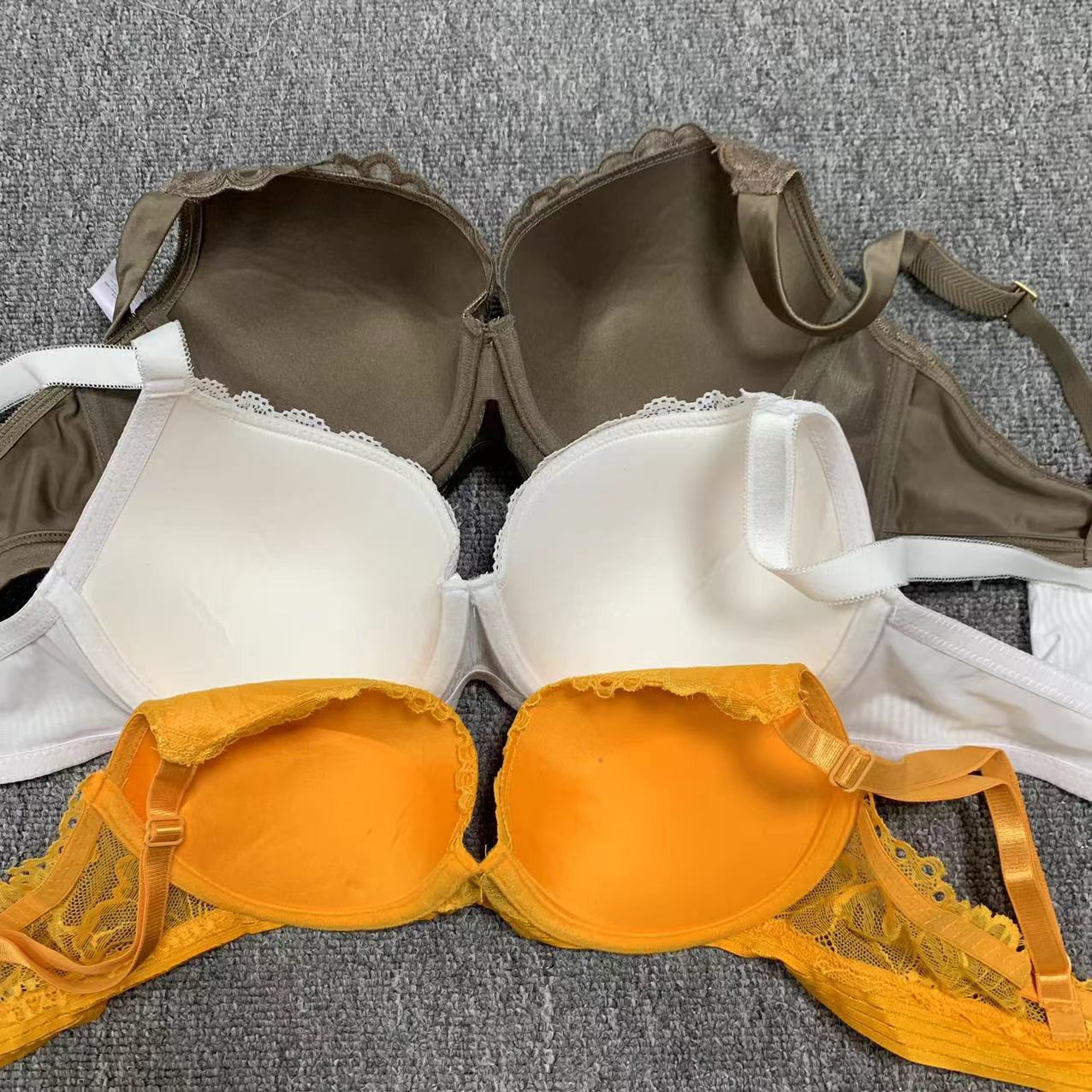 Miscellaneous lace large size women's bra set with steel rims_voghion.com