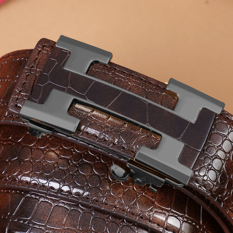 Cinturón de cuero para hombre, patrón de cocodrilo, hebilla automática sin dientes, cinturón de moda informal de negocios, cinturón para jóvenes y de mediana edad