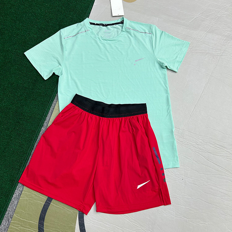 Tendencia de entrenamiento, carrera, fitness, malla, camiseta de secado rápido, elástica, comercio exterior, malla ligera, hombre