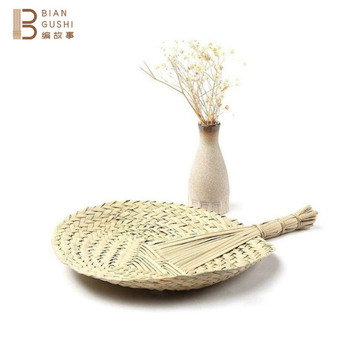 Rustic Natural Cattail Hand-woven Fan, Grass-woven Fan, Hand-cranked Fan, Summer Cooling and Mosquito Repellent Large Cattail Fan