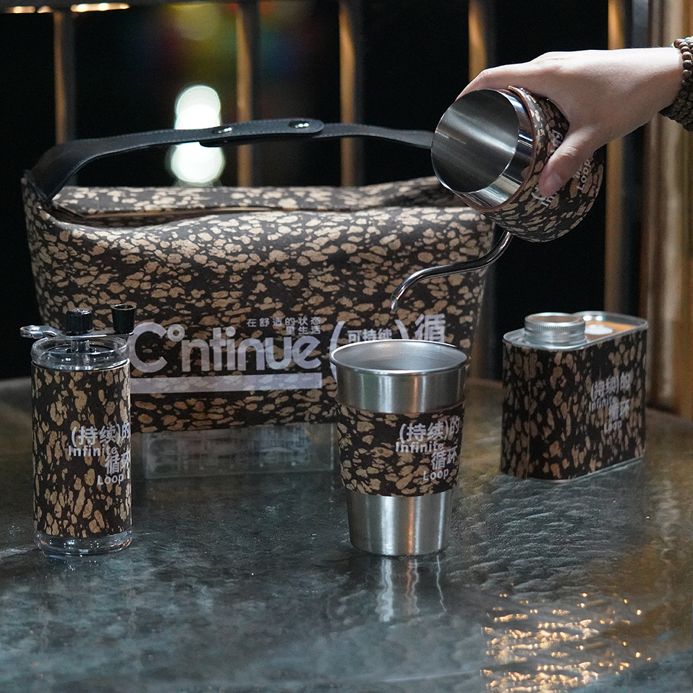 Conjunto de café de lavado a mano portátil agitado molinillo de frijoles caja de regalo utensilios de café de usuario doméstico bolsa de corcho de molas de café