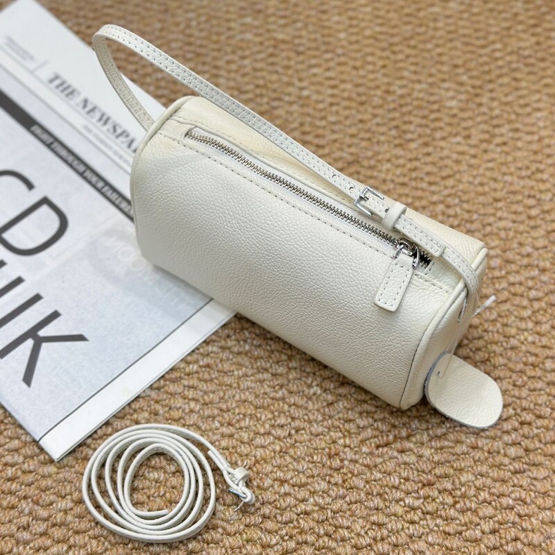 The*W90S Pencil Case 2025 New Niche Genuine Leather Mini Pen Holder Bag Daily Commute Handbag The*W90S Pencil Case 2025 New Niche Genuine Leather Mini Pen Holder Bag Daily Commute Handbag