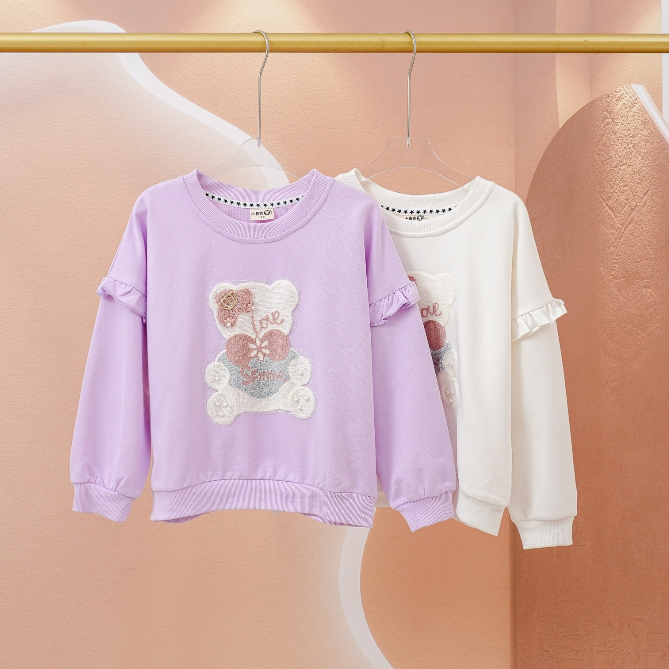 Head-to-toe Korean-style hoodie for girls, cartoon design, 2024 spring new style, stylish top for baby girls, Guangdong