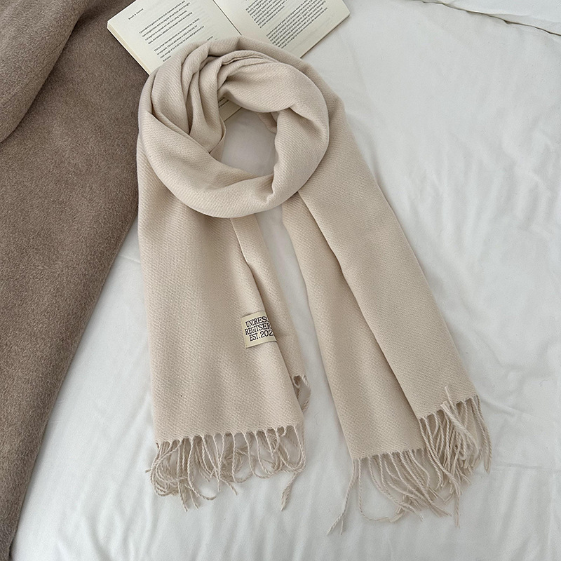 Otoño y invierno bufandas mujeres de imitación de cashmere de color sólido de alto nivel de sensación multifuncional engrosado alargado calentamiento bordas buñuelo al por mayor