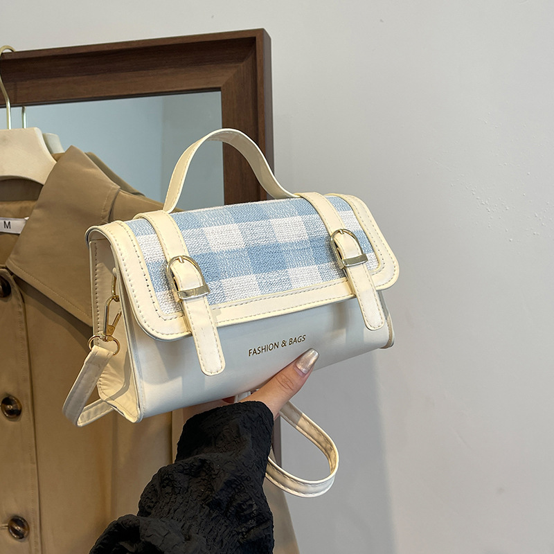 Ladies' 2024 New Trendy Summer Luxury Shoulder for Going Out, Super Popular Crossbody Small Square Bag_voghion.com