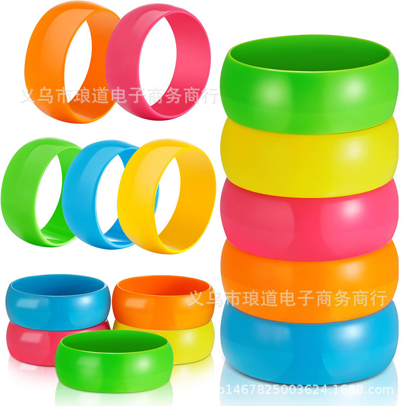 Fashion Plastic Bangles Popular Aperture Solid Color Bangles 1980s Solid Color Glossy Bracelets Bangles