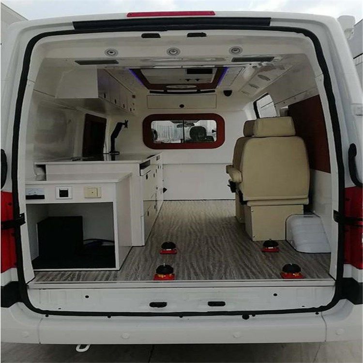 7.3米公卫体检车 社区筛查诊疗车 车内干净整洁