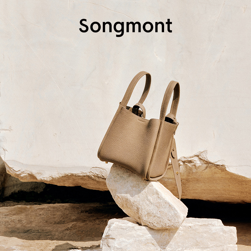 Song Medium Vegetable Basket Designer Top Grain Cowhide Large Capacity Luxury Commuter Handheld Bucket Bag - Thumbnail 2