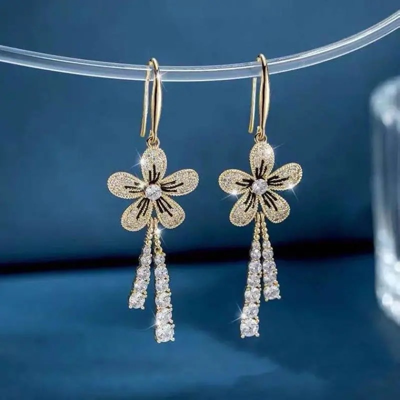Fashion Diamond Flower Long Tassel Earrings Wholesale display picture 1
