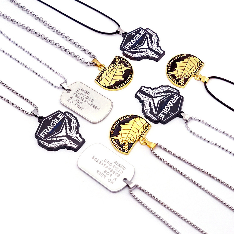 Game Death Shaped Necklace Black Bead Chain Necklace One Piece Death Shaped Shaped Pendant