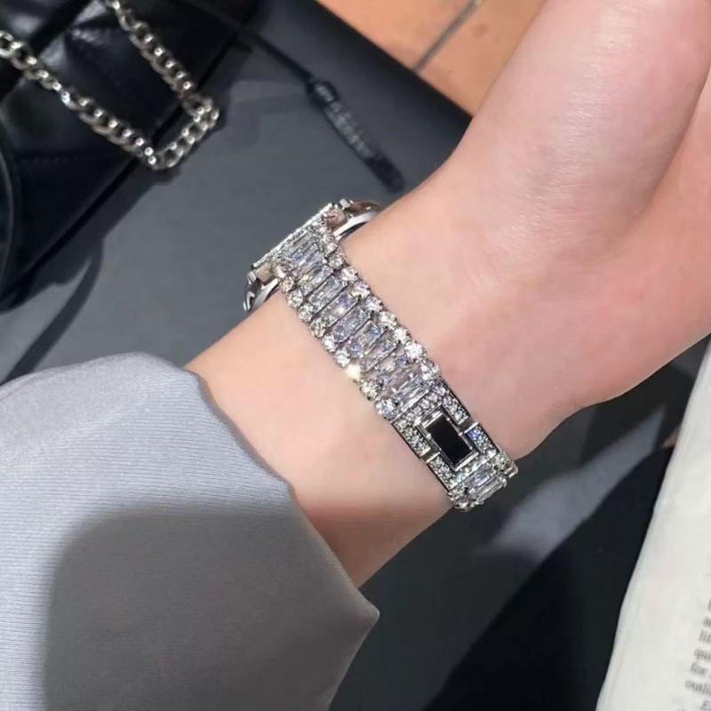 Apple Watch Applewatch フルダイヤモンド 3 列ジルコンメタル時計ストラップ Huawei GT5 時計ストラップ女性用|undefined