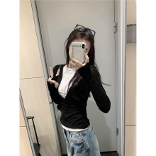 拼接撞色假两件长袖t恤女秋冬修身显瘦设计感气质休闲百搭上衣潮