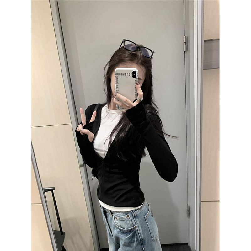 拼接撞色假两件长袖t恤女秋冬修身显瘦设计感气质休闲百搭上衣潮