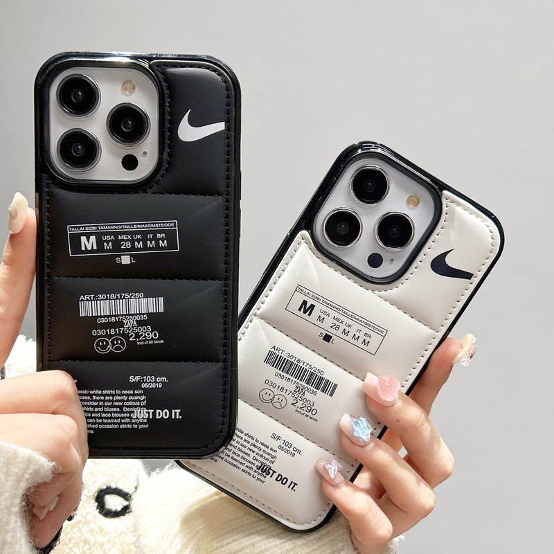 European and American Label Small Hook Suitable for Apple 12 Mobile Phone Case 16 Leather down Jacket Cross-Border Export 15Pro Couple