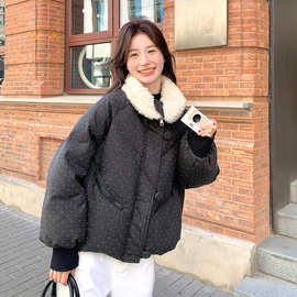 实拍短款羽绒服女冬季2025新款小个子波点羊羔毛翻领黑色外套学生