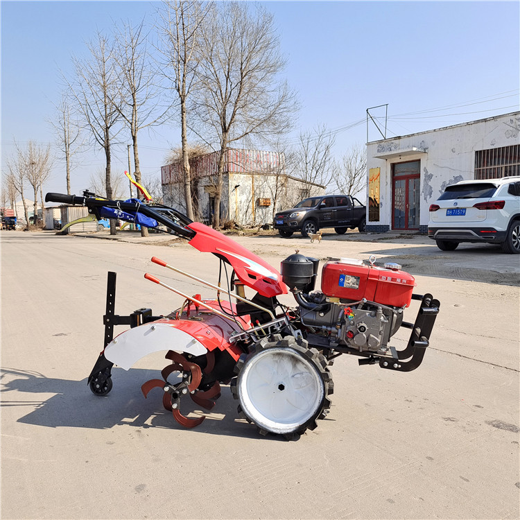 四驱汽油旋耕机 多功能松土旋耕机 菜园除草开沟机