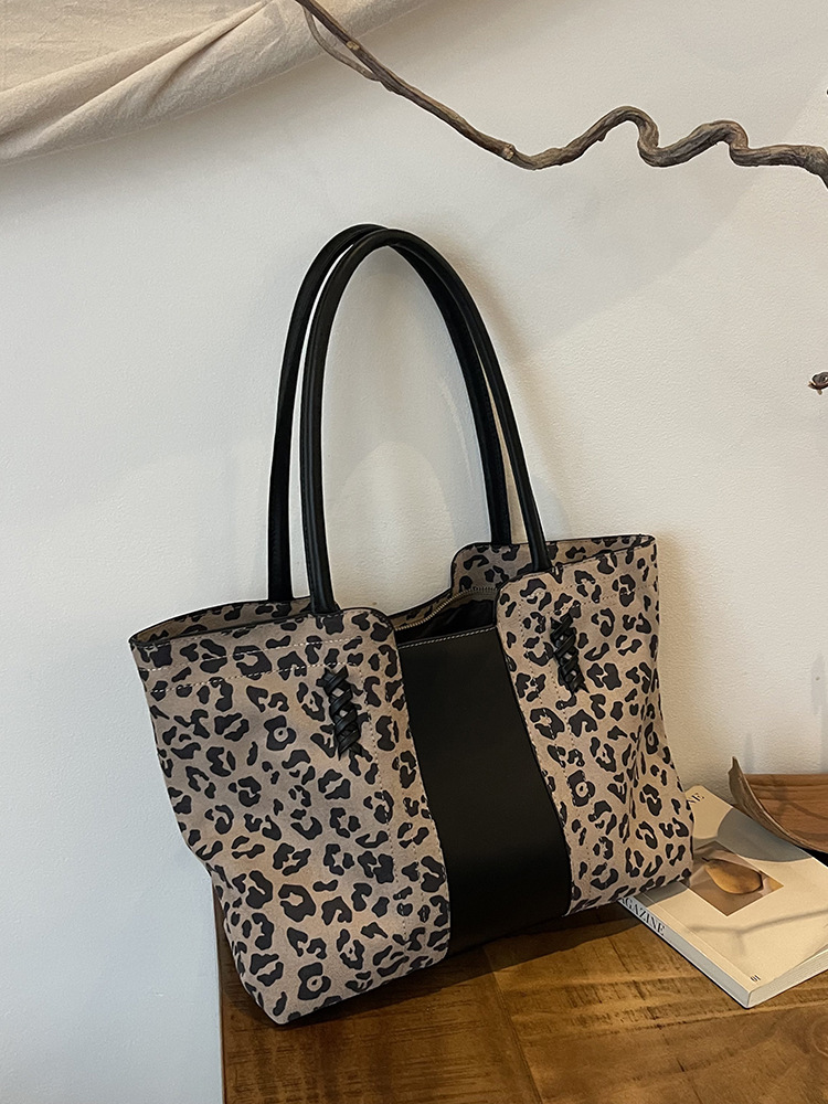 Bolso de Mano para Mujer con Estampado de Leopardo, al Estilo Retro Europeo y Americano de Moda 2024