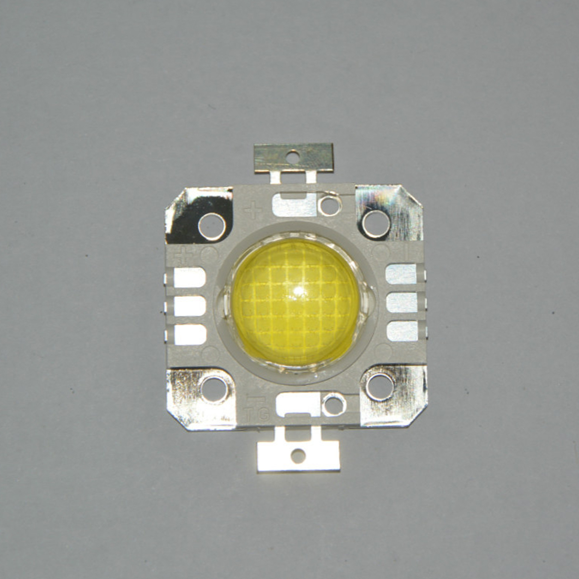 ����60w�׹�led���� 60w���ɹ�Դ ���45milоƬ ɫ�¿ɶ� ��