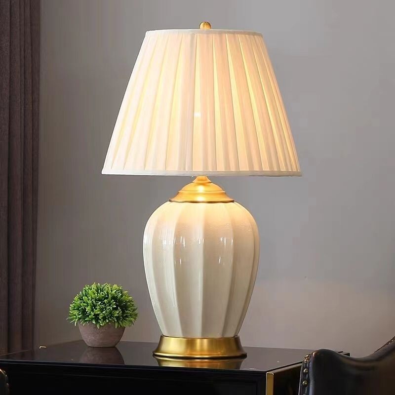 American Style Light Luxury Ceramic Table Lamp Bedroom Living Room Household Simple Modern Chinese Warm Decorative High-end Lamp