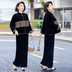 新中式妈妈春秋套装2025新款中老年女装国风外套洋气金丝绒两件套