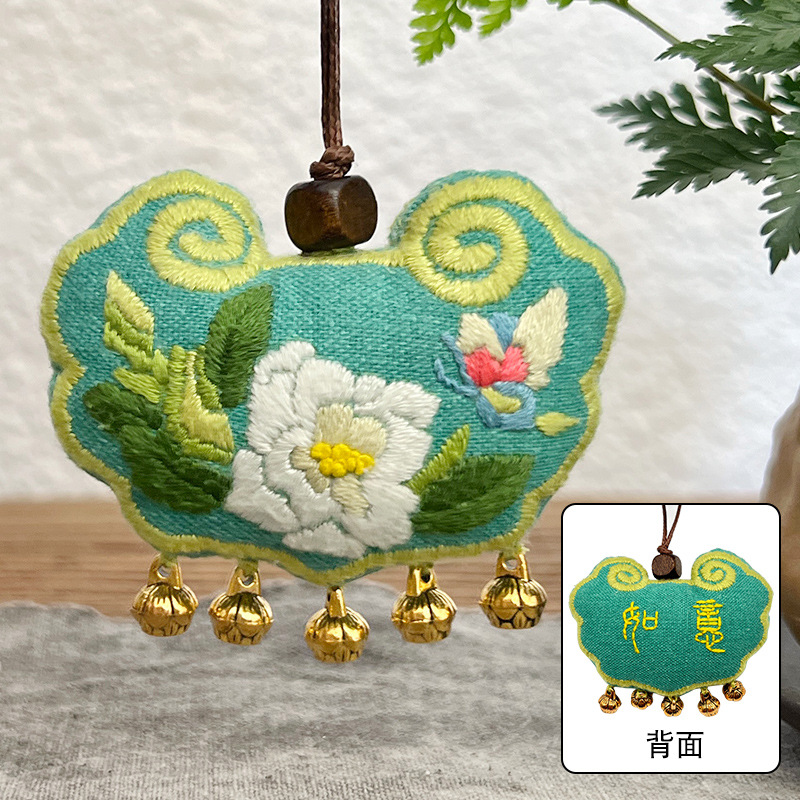 Bordado DIY artesanal creativo bolsas de jazmín colgante bolsas de estilo antiguo bordado Lu para regalo de novia bolsas de mariposa