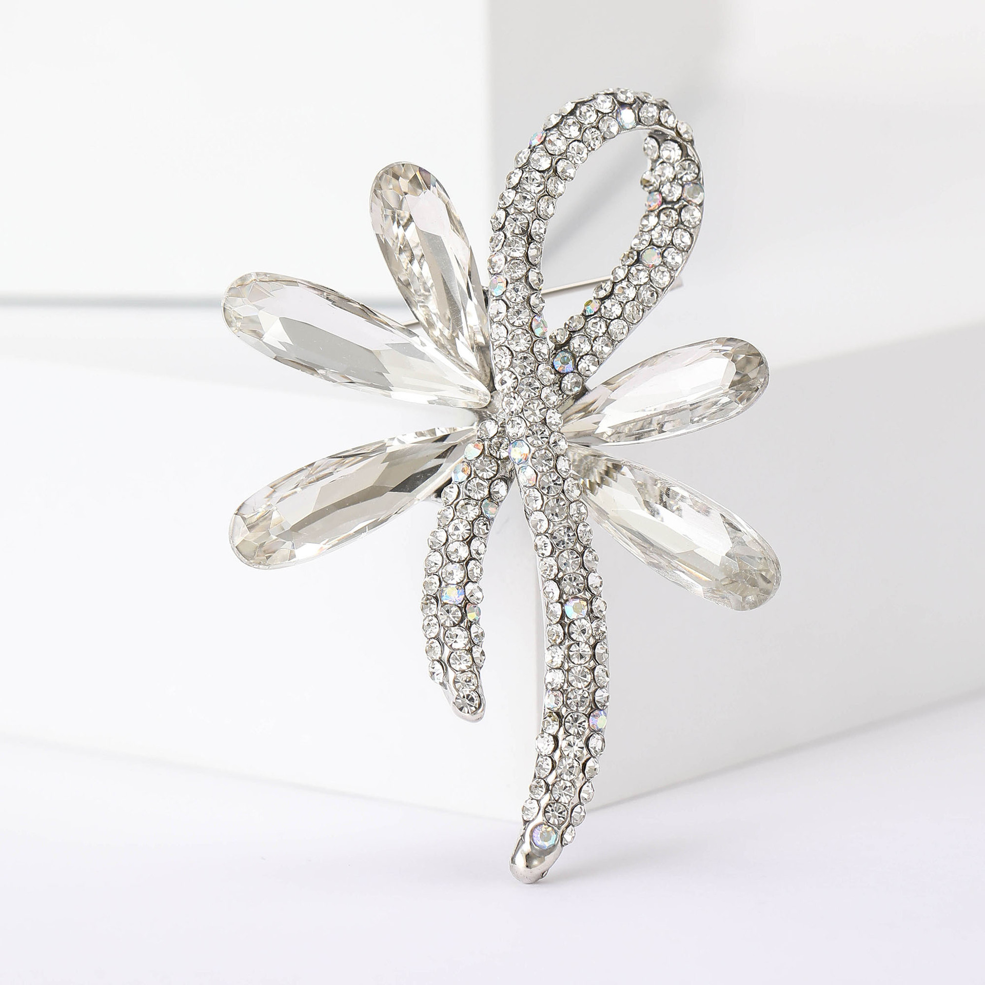 15g Weight Rhinestones Inlay Material Brooches Classification Holiday Occasion Alloy Material Bow Knot Pattern Women's Gender Inlay Design Pin Bow Knot Alloy Inlay Rhinestones Women's Brooches 9