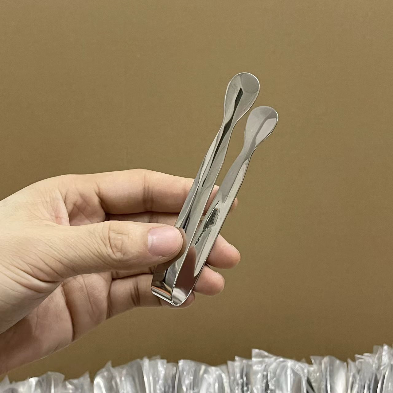 Exquisite Stainless Steel Food Clips, Food Clips, Condiments, Sugar Cubes, Milk Tea, Coffee Barbecue Clips, Small Ice Cube Clips