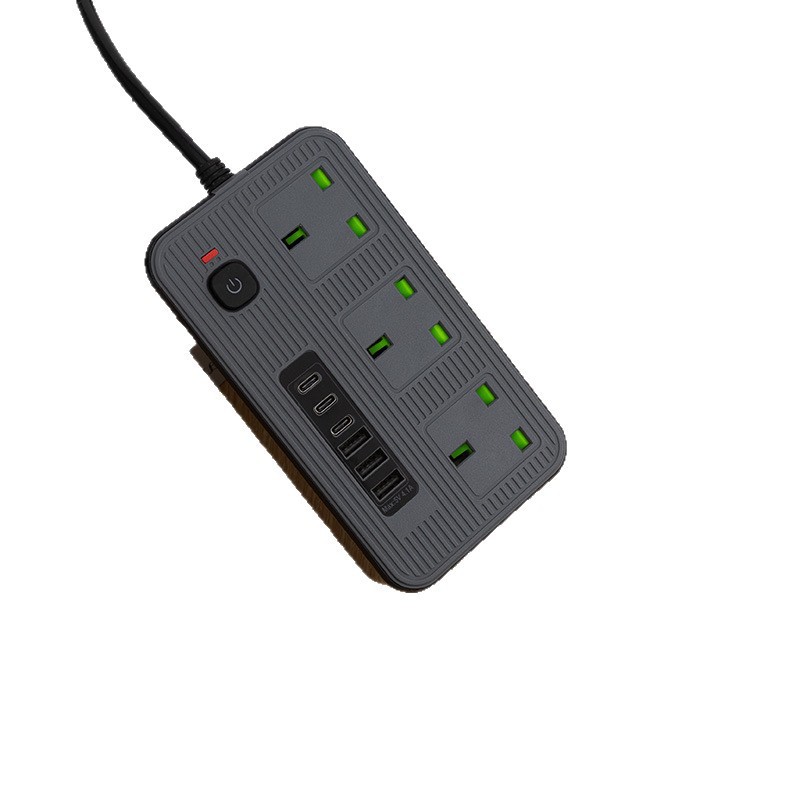 Y72# Estándar británico 4USB + 1Type-C Embalaje de caja de color neutral Dubai Arabia Saudita