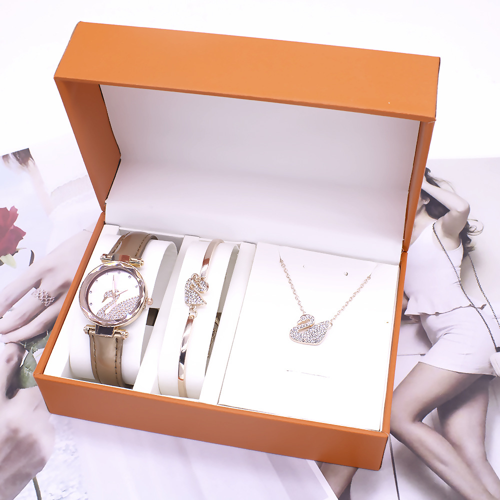 5pcs / set reloj de pulsera nuevo reloj de pulsera damas collar conjunto de comercio exterior reloj de cuarzo conjunto de cinco piezas