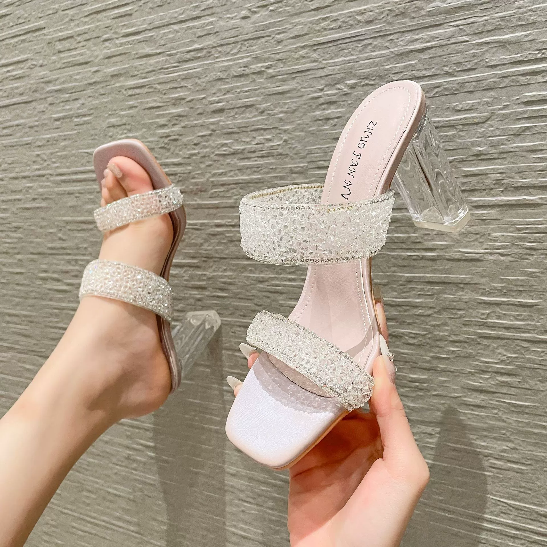 888-5 Летние женские босоножки на высоком каблуке со стразами в стиле Феи Джокер, сандалии на квадратном каблуке с открытым носком