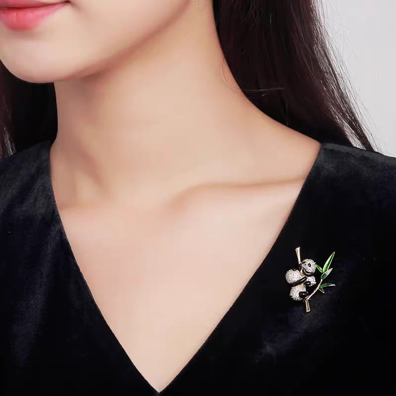 New Chinese-Style Double Panda Bamboo Brooch, National Style Enamel Bamboo Animal Pin, Suit and Qipao Brooch Accessory