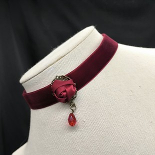 Vintage Diablo Gothic Palace Fabric Rose Crystal Pendant Choker Neck Jewelry Collar
