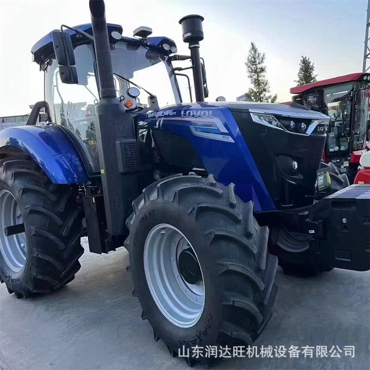 雷沃2104大桥拖拉机 雷沃2304空调驾驶室快速挂接拖拉机补后提车