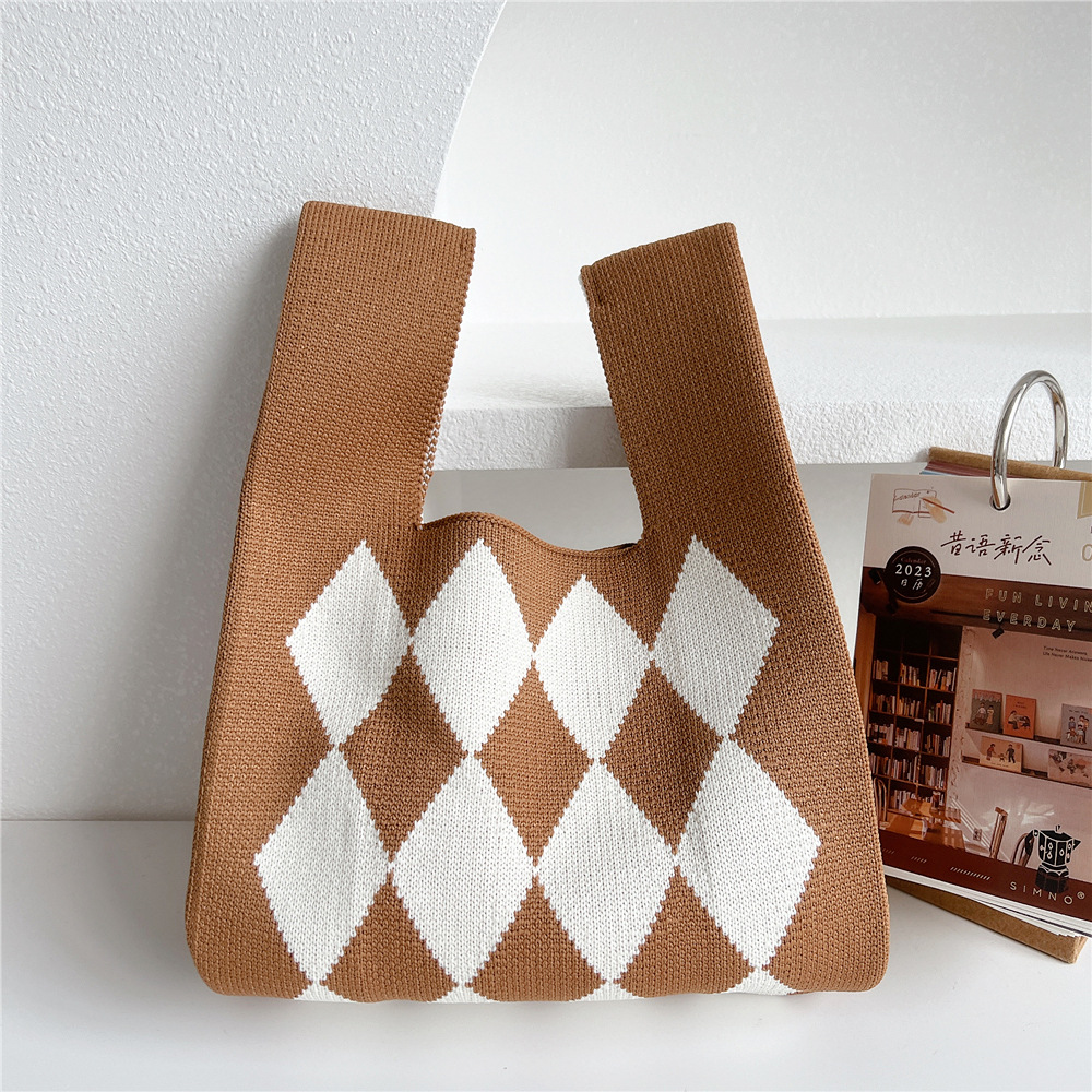 Women's Small Knit Geometric Vintage Style Open Handbag display picture 24